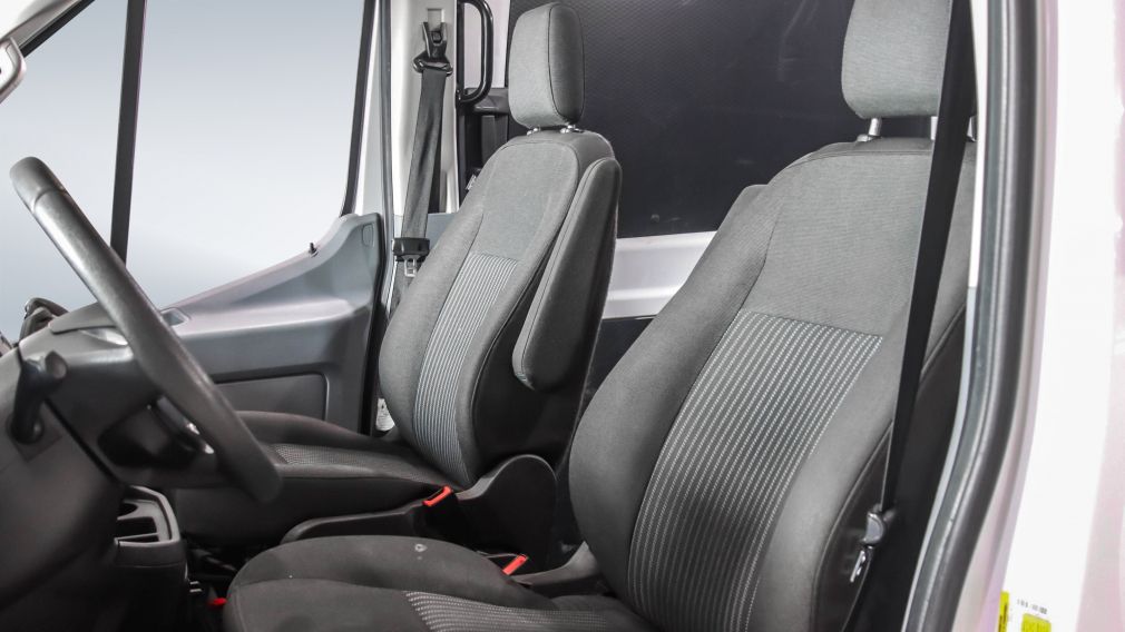 Ford TRANSIT T-250 148&Prime; Med Rf 9000 GVWR Sliding RH Dr 2019 à vendre à Trois-Rivières - 14