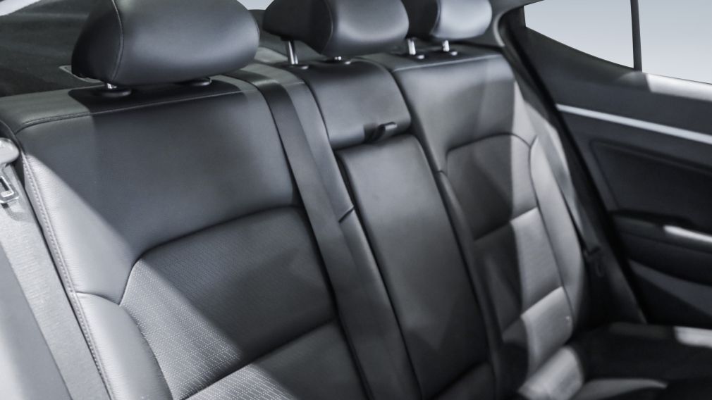 Hyundai Elantra Luxury 2019 d&rsquo;occasion à vendre - 19