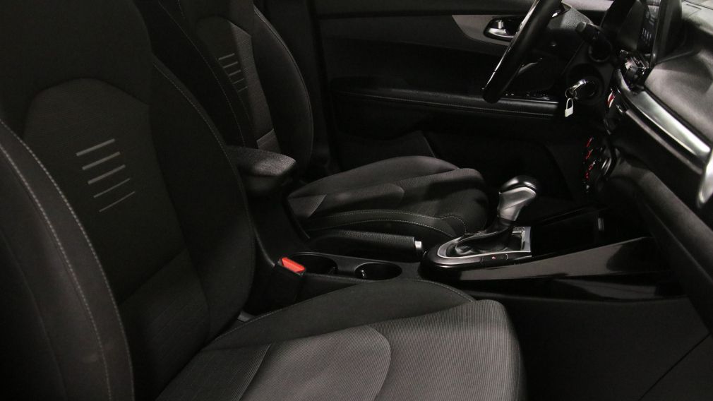 Kia Forte EX 2020 d&rsquo;occasion à vendre - 24