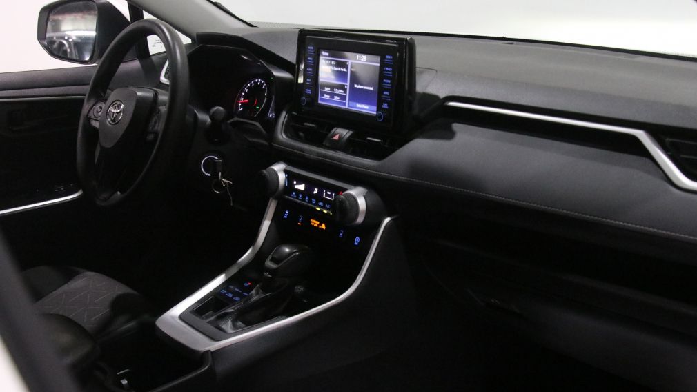 Toyota Rav 4 LE 2022 d&rsquo;occasion à vendre - 26