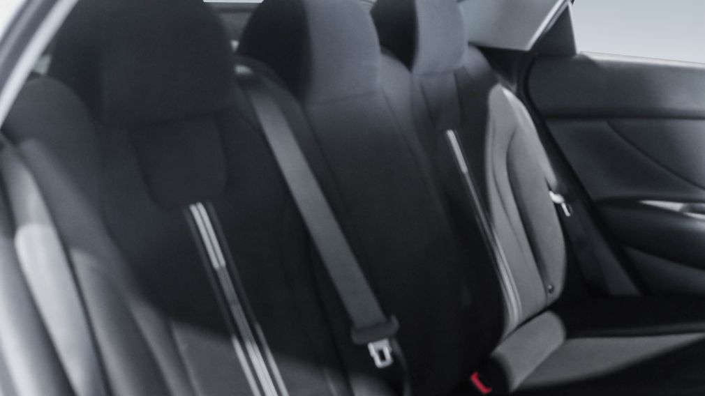 Hyundai Elantra Preferred 2022 à vendre à Donnacona - 19