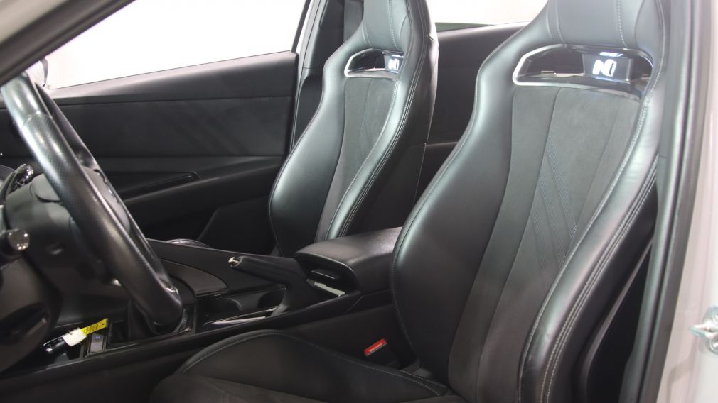 Hyundai Elantra Manual 2022 d&rsquo;occasion à vendre - 16