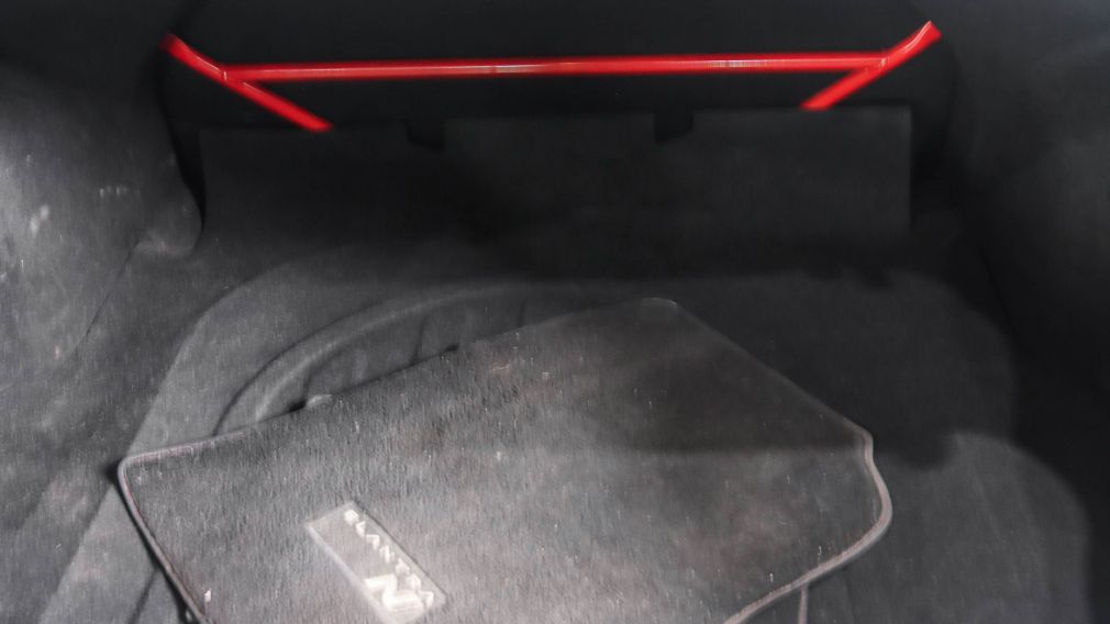 Hyundai Elantra Manual 2022 à vendre à Shawinigan - 22