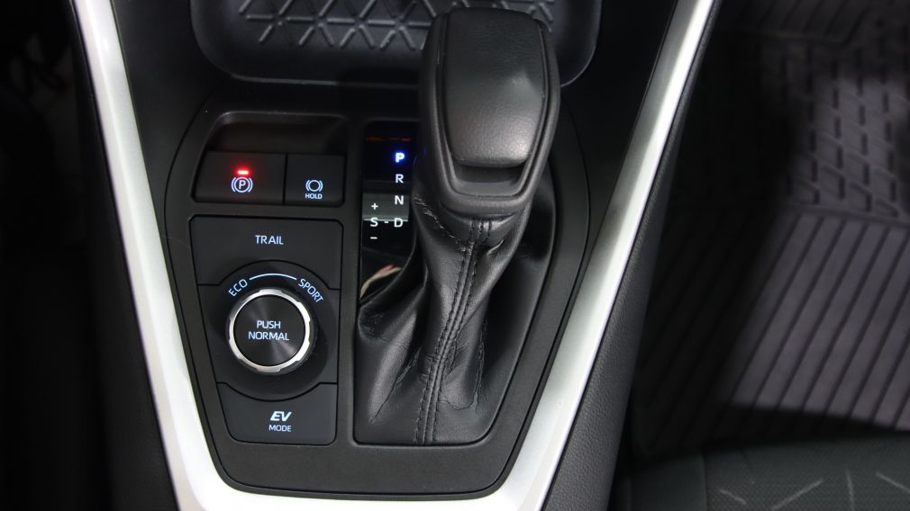 Toyota Rav 4 Hybrid LE 2021 d&rsquo;occasion à vendre - 16