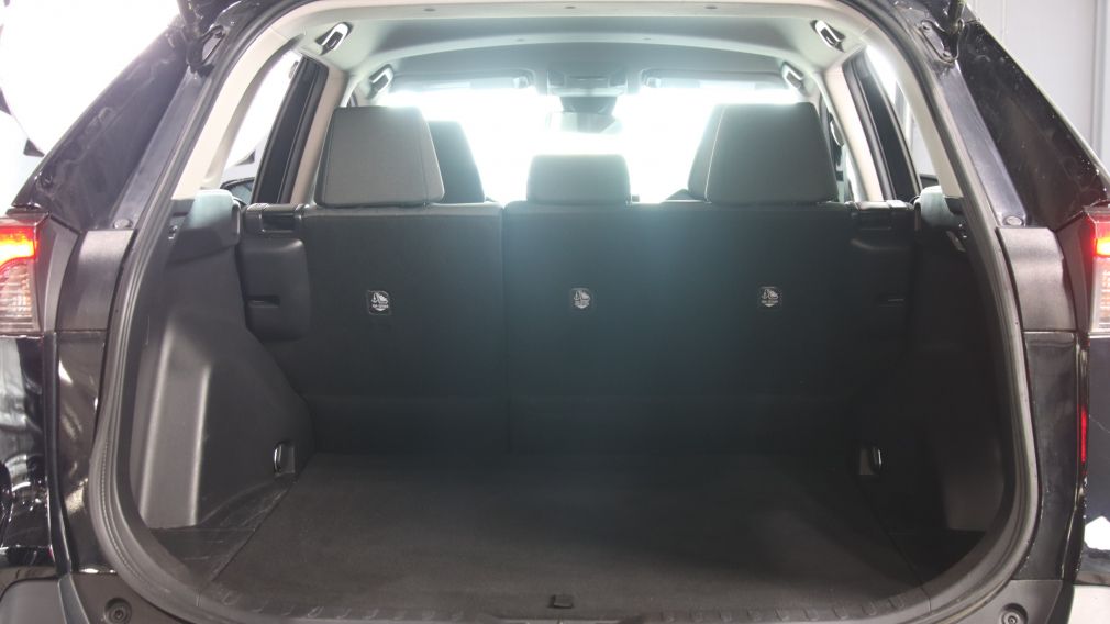 Toyota Rav 4 Hybrid LE 2021 d&rsquo;occasion à vendre - 19