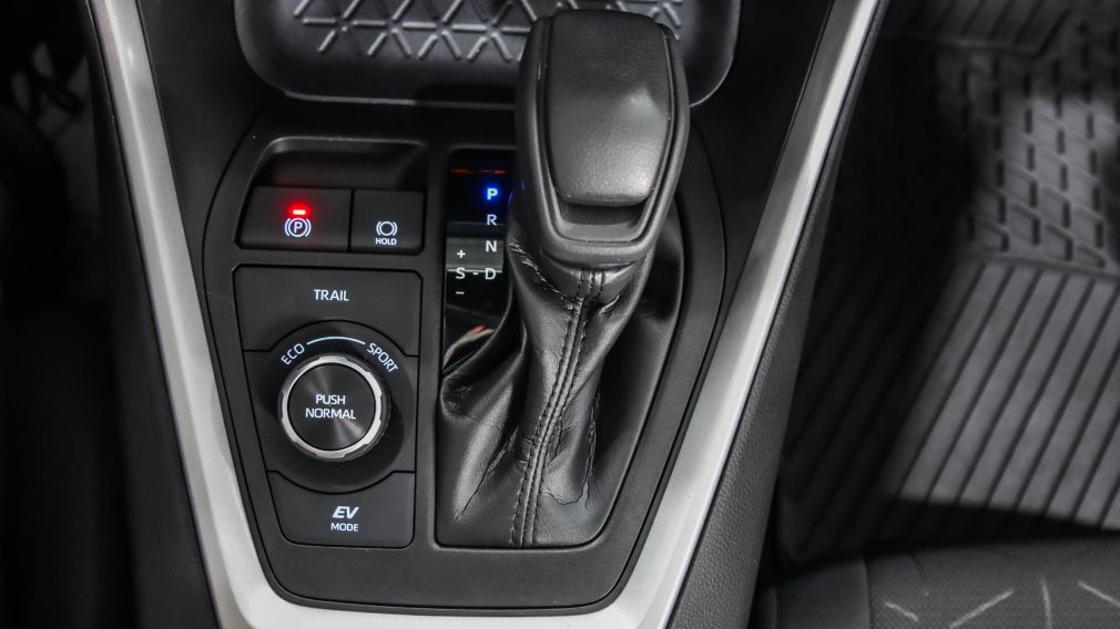 Toyota Rav 4 Hybrid LE 2021 d&rsquo;occasion à vendre - 16
