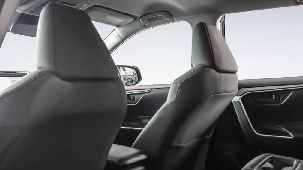 Toyota Rav 4 Hybrid LE 2021 d&rsquo;occasion à vendre - 18