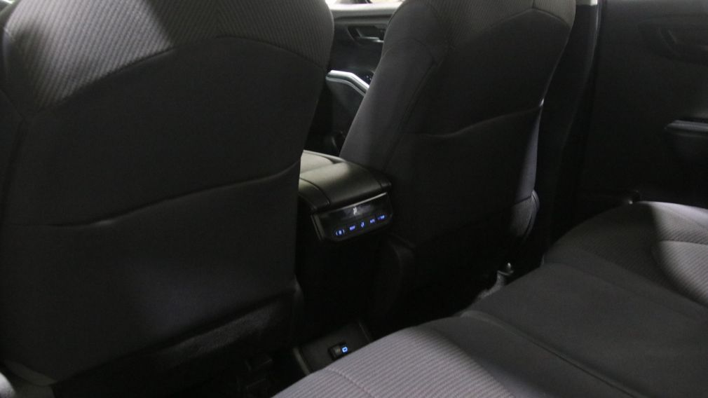 Toyota Highlander LE 2022 d&rsquo;occasion à vendre - 21