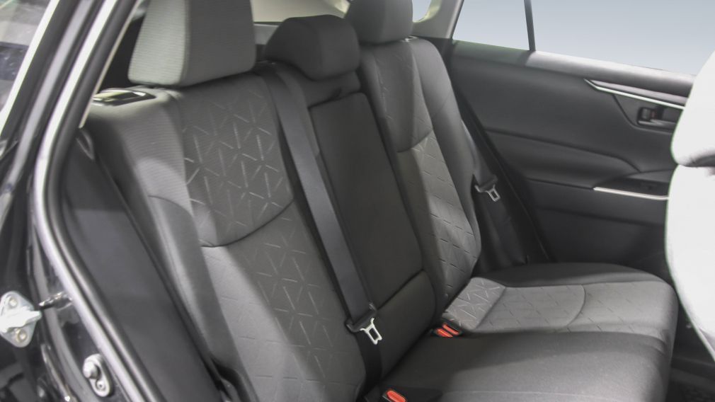 Toyota Rav 4 LE 2022 d&rsquo;occasion à vendre - 21