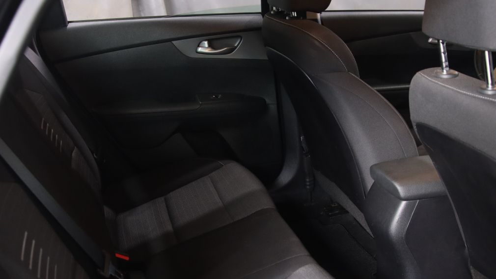 Kia Forte LX 2019 d&rsquo;occasion à vendre - 23