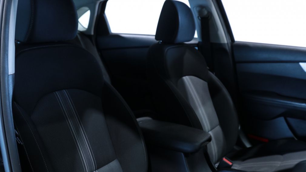 Kia Forte LX 2022 d&rsquo;occasion à vendre - 21