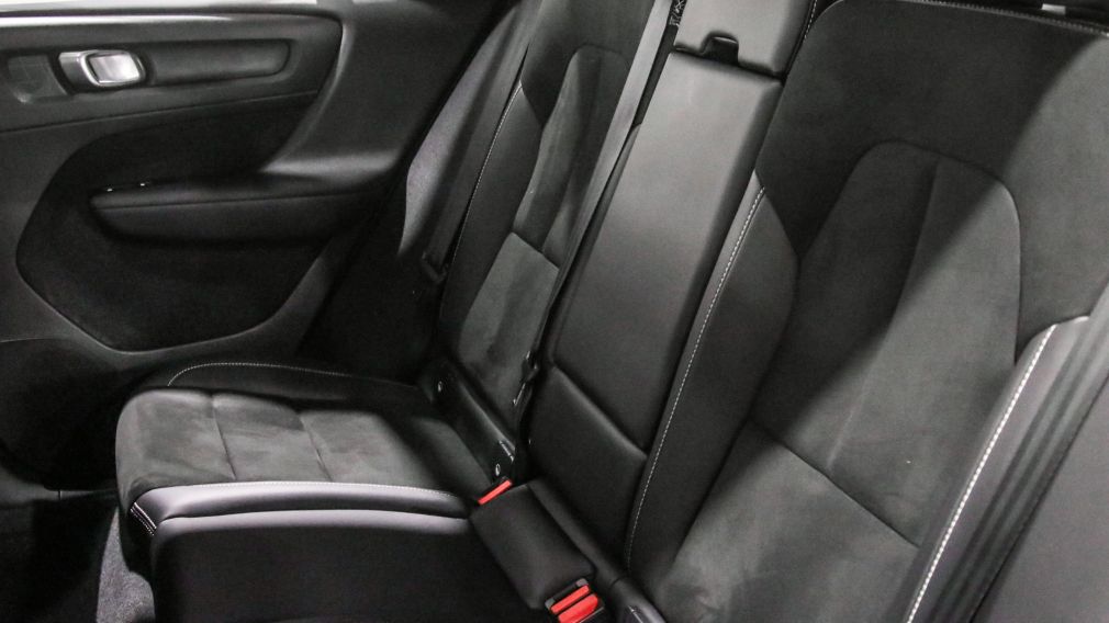 Volvo XC40 R-Design 2021 d&rsquo;occasion à vendre - 23