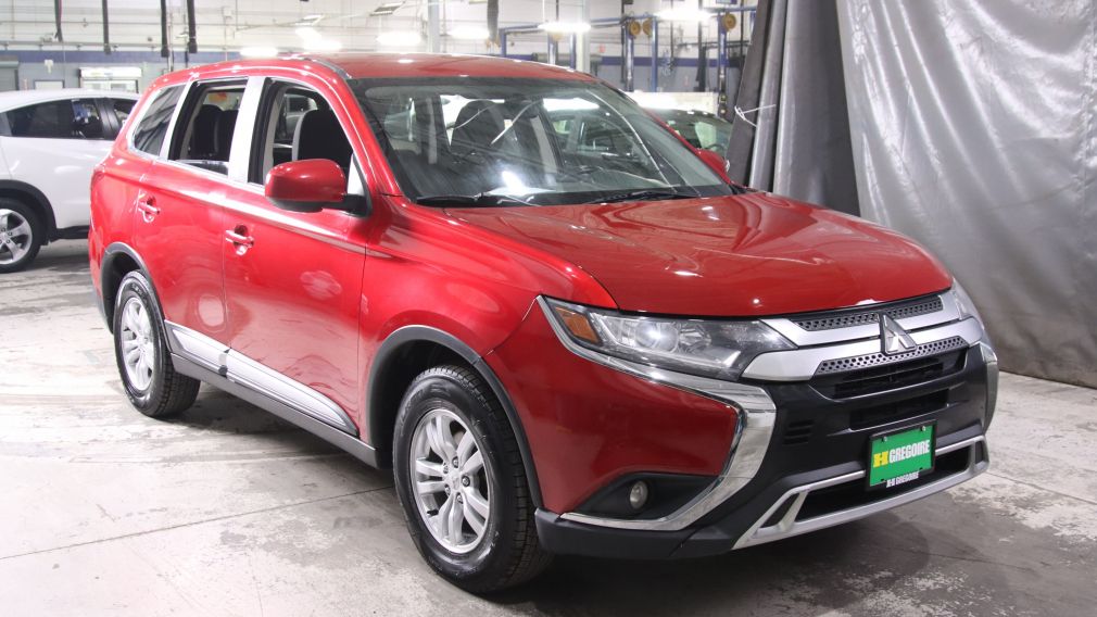 Mitsubishi Outlander ES