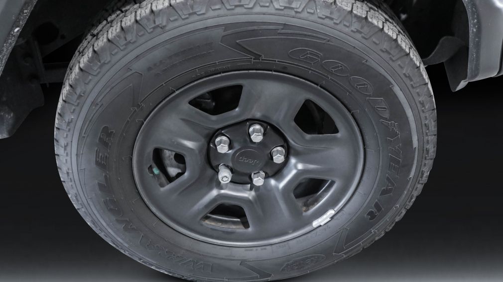 Jeep Wrangler Sport 2023 d&rsquo;occasion à vendre - 16