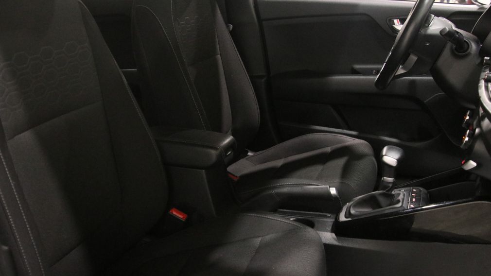 Kia Rio 5 EX Premium 2023 d&rsquo;occasion à vendre - 23