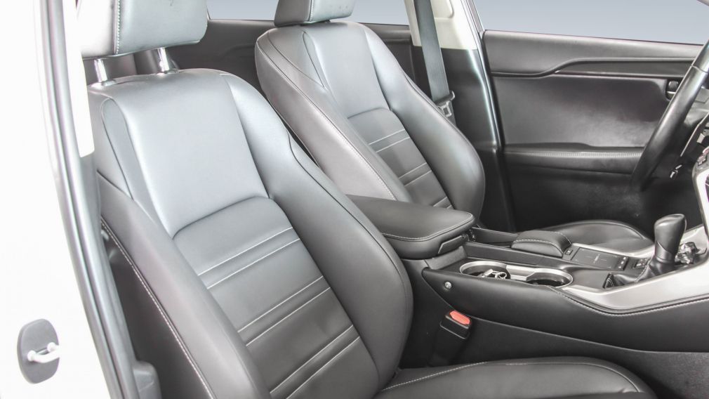 Lexus NX NX 300 2019 d&rsquo;occasion à vendre - 26