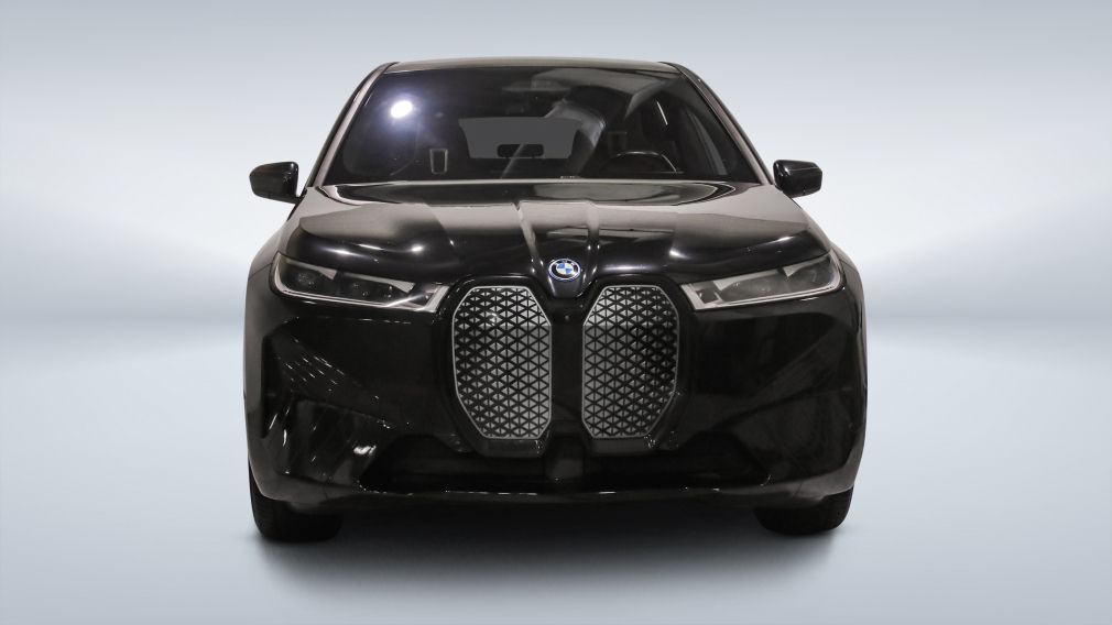 BMW iX xDrive40 2023 à vendre à Trois-Rivières - 2