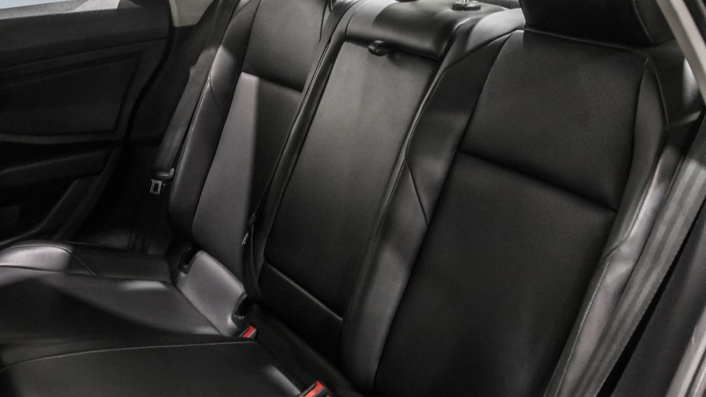 Volkswagen Jetta Highline 2019 d&rsquo;occasion à vendre - 21