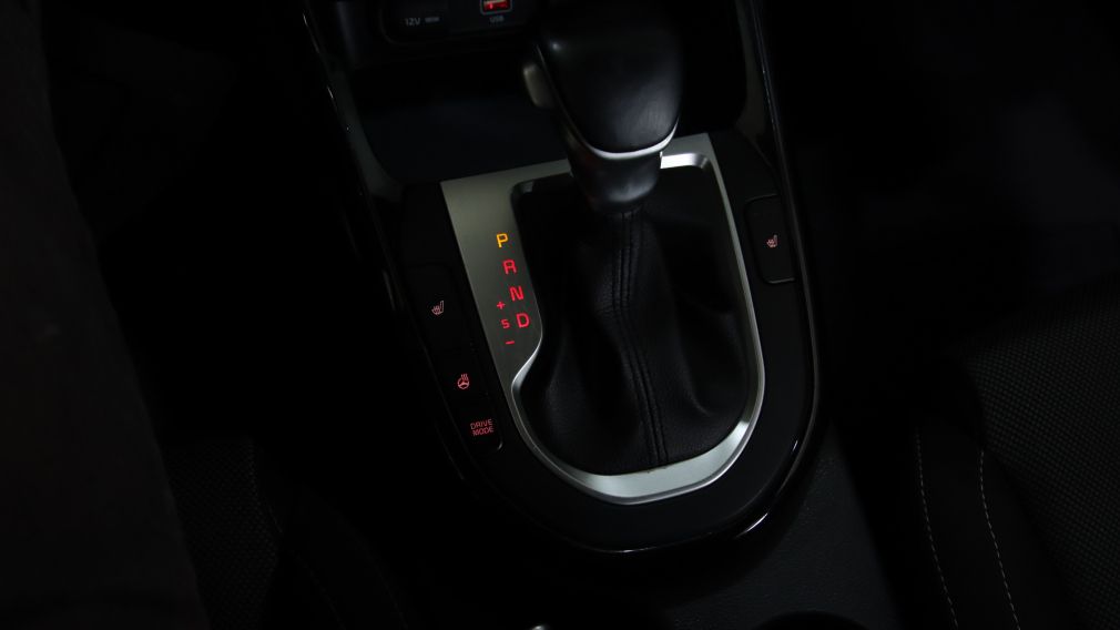 Kia Forte EX 2022 d&rsquo;occasion à vendre - 12