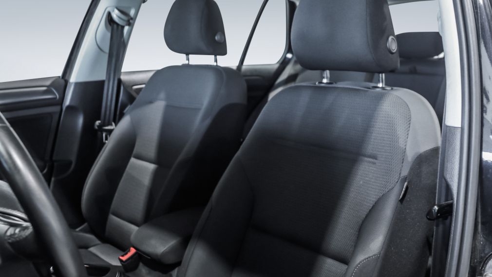 Volkswagen Golf Comfortline 2021 d&rsquo;occasion à vendre - 11
