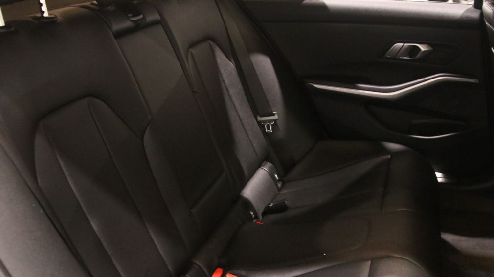 BMW 330I 330i xDrive 2019 d&rsquo;occasion à vendre - 25