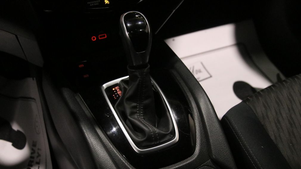 Nissan Rogue SV 2019 d&rsquo;occasion à vendre - 19