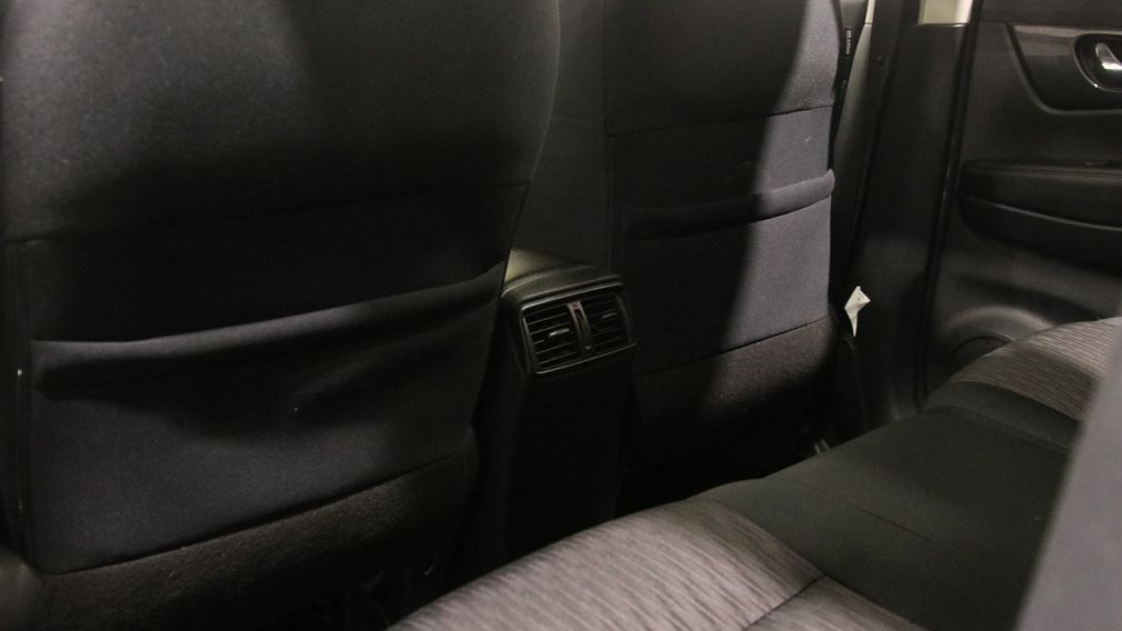 Nissan Rogue SV 2019 d&rsquo;occasion à vendre - 20