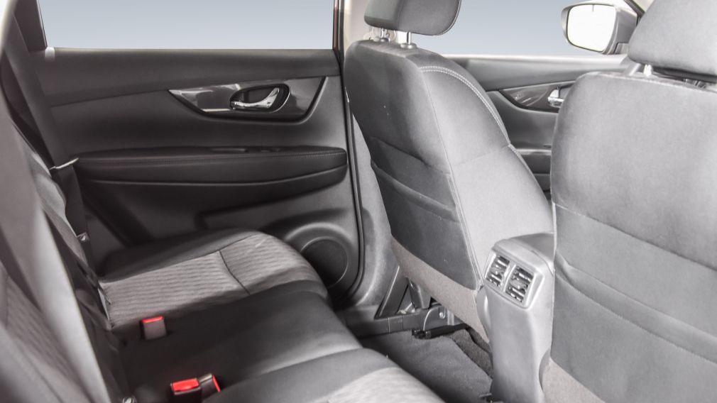 Nissan Rogue SV 2019 à vendre à Trois-Rivières - 24