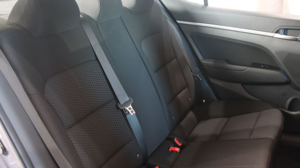 Hyundai Elantra Preferred 2020 d&rsquo;occasion à vendre - 21
