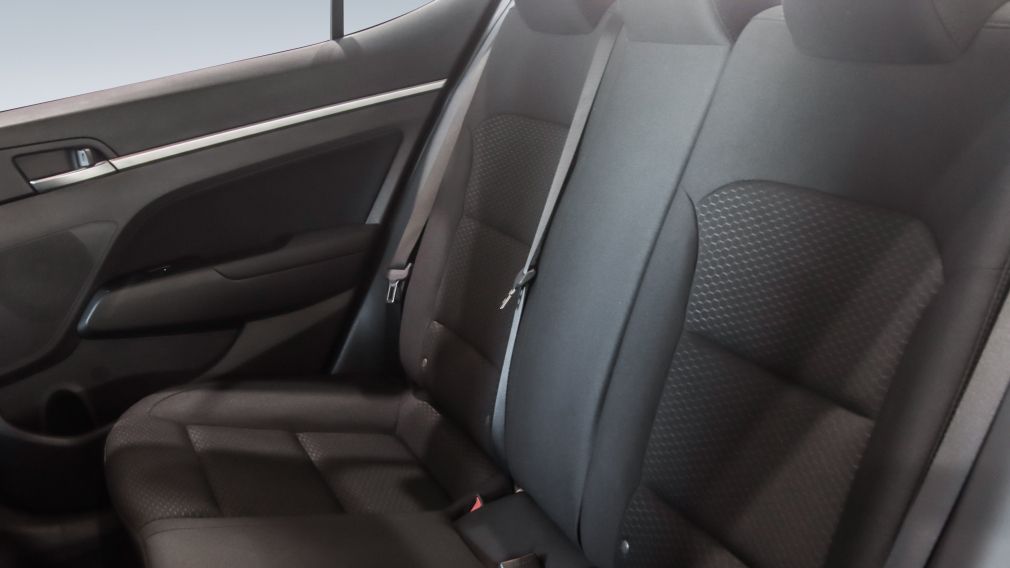 Hyundai Elantra Preferred 2020 d&rsquo;occasion à vendre - 17