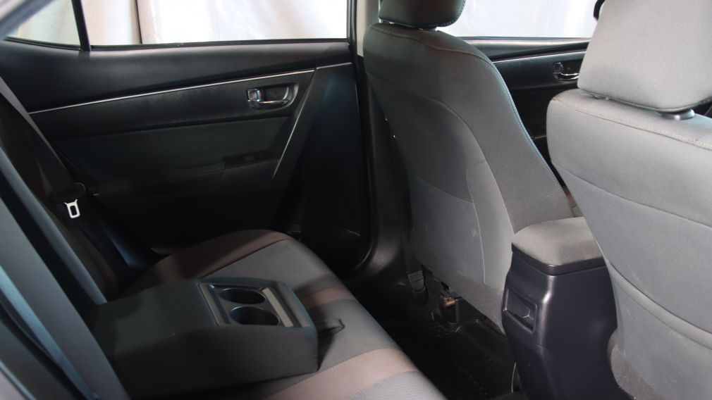 Toyota Corolla LE 2019 d&rsquo;occasion à vendre - 22