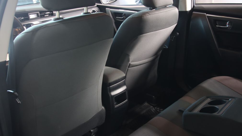 Toyota Corolla LE 2019 d&rsquo;occasion à vendre - 18