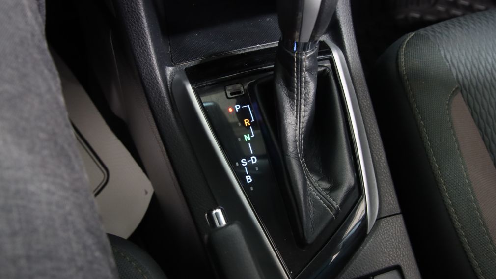 Toyota Corolla LE 2019 d&rsquo;occasion à vendre - 12