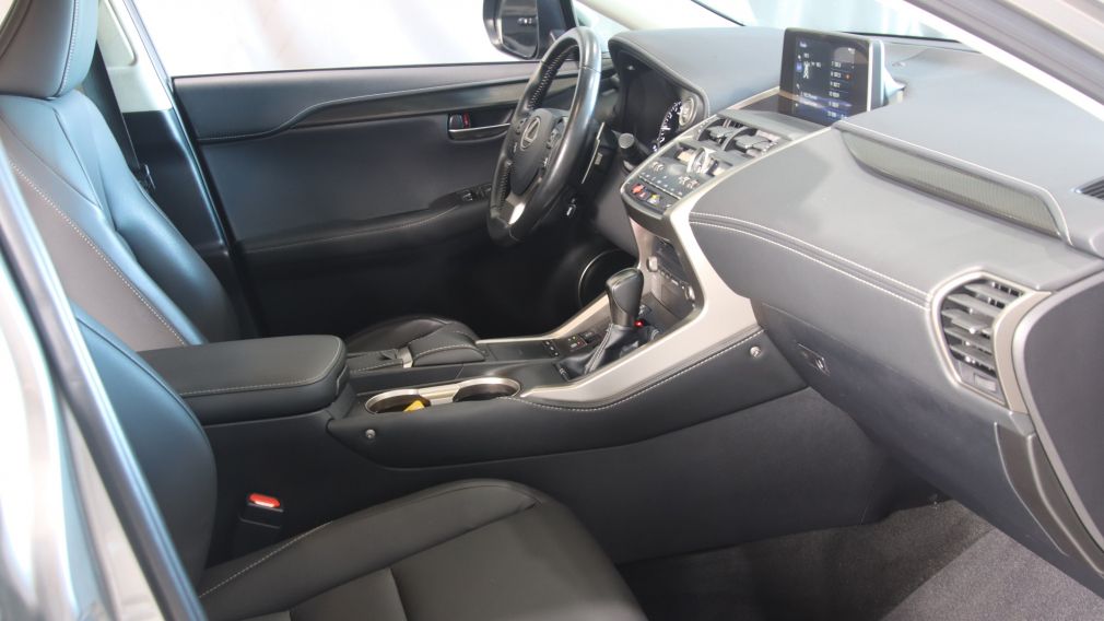 Lexus NX NX 300 2019 d&rsquo;occasion à vendre - 26