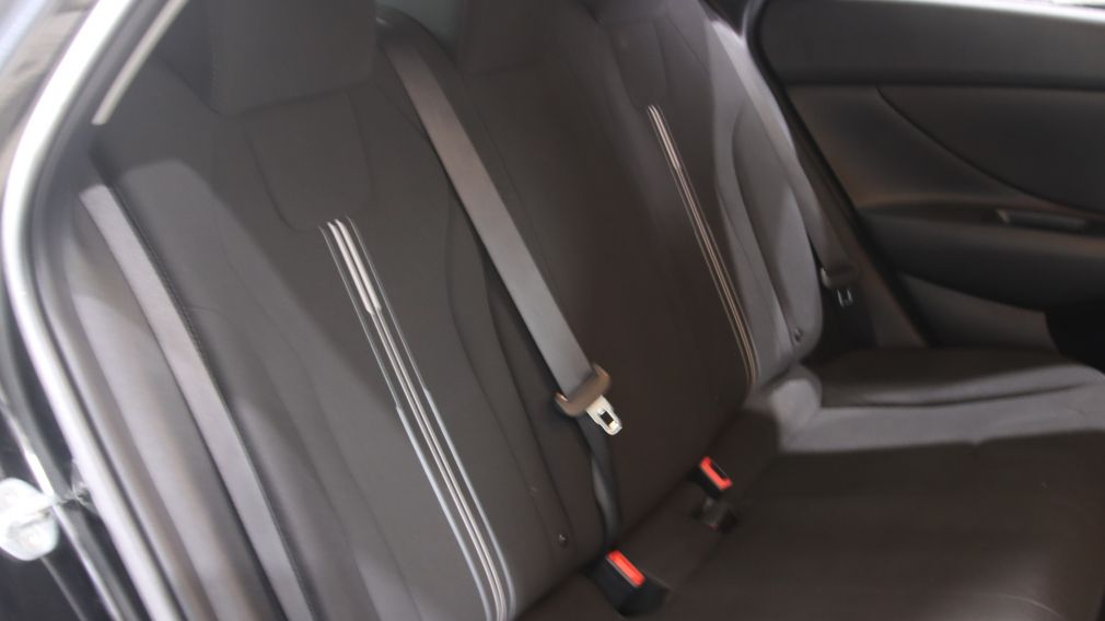 Hyundai Elantra Preferred 2022 d&rsquo;occasion à vendre - 20