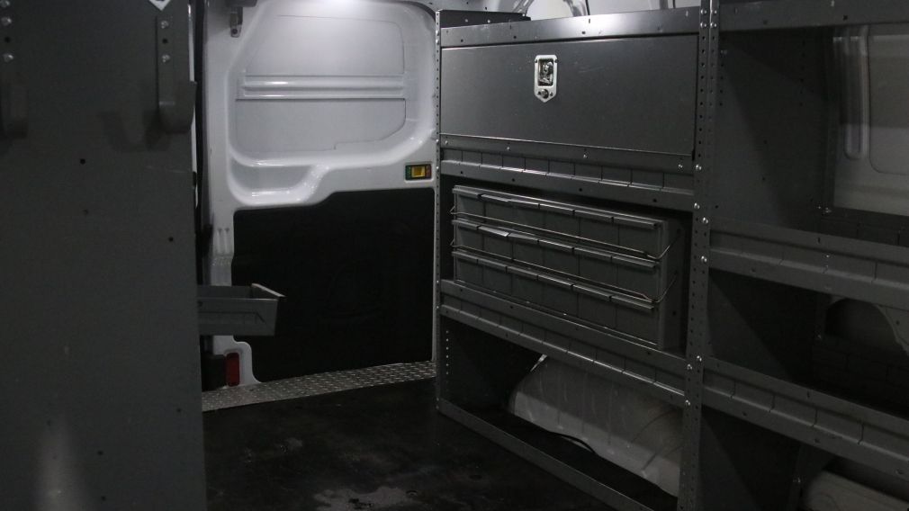 Ford TRANSIT T-250 148&Prime; Low Rf 9000 GVWR Swing-Out RH Dr 2019 d&rsquo;occasion à vendre - 17