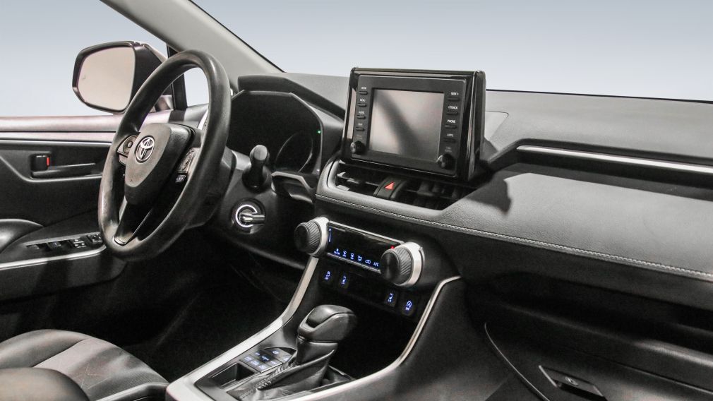 Toyota Rav 4 LE 2022 d&rsquo;occasion à vendre - 25