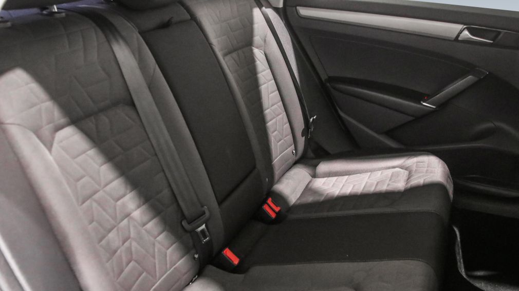 Volkswagen Passat Comfortline 2020 d&rsquo;occasion à vendre - 22
