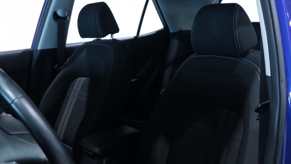 Hyundai Venue Preferred 2023 d&rsquo;occasion à vendre - 11