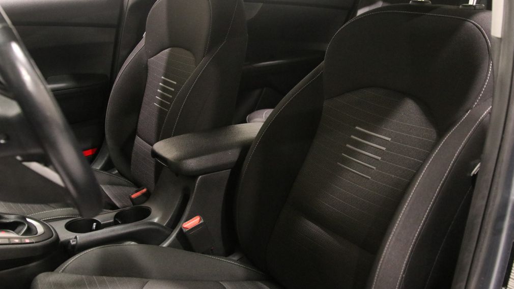 Kia Forte LX 2019 d&rsquo;occasion à vendre - 10