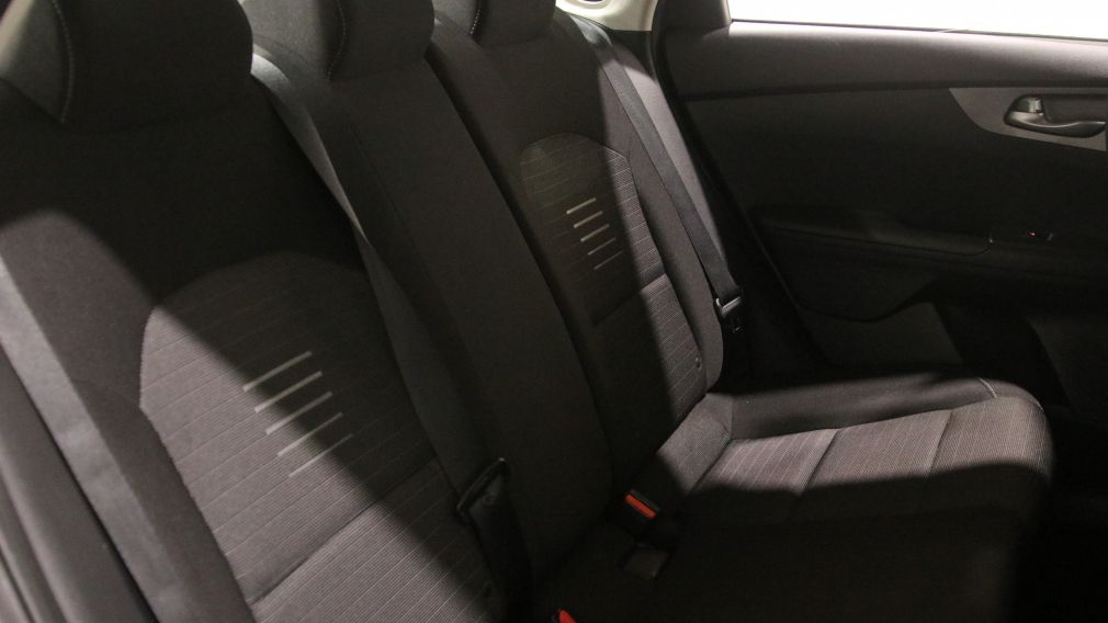 Kia Forte LX 2019 d&rsquo;occasion à vendre - 24