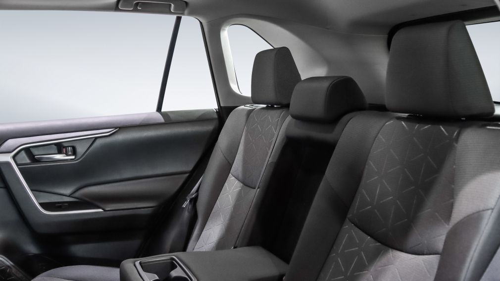 Toyota Rav 4 XLE 2021 d&rsquo;occasion à vendre - 17