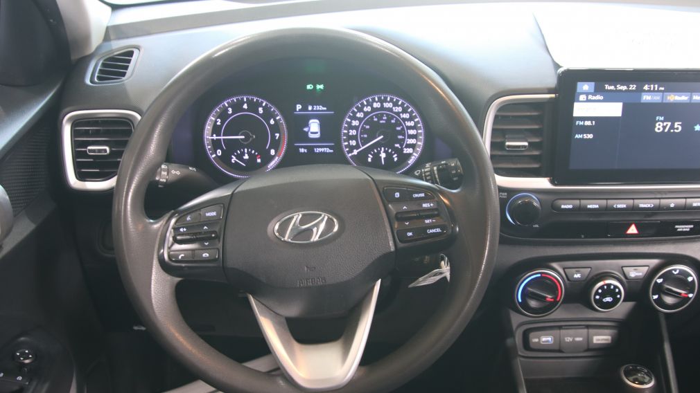 Hyundai Venue Essential 2022 d&rsquo;occasion à vendre - 18
