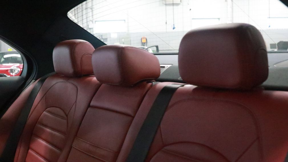 Mercedes Benz C-Class C 300 2019 à vendre à Donnacona - 14