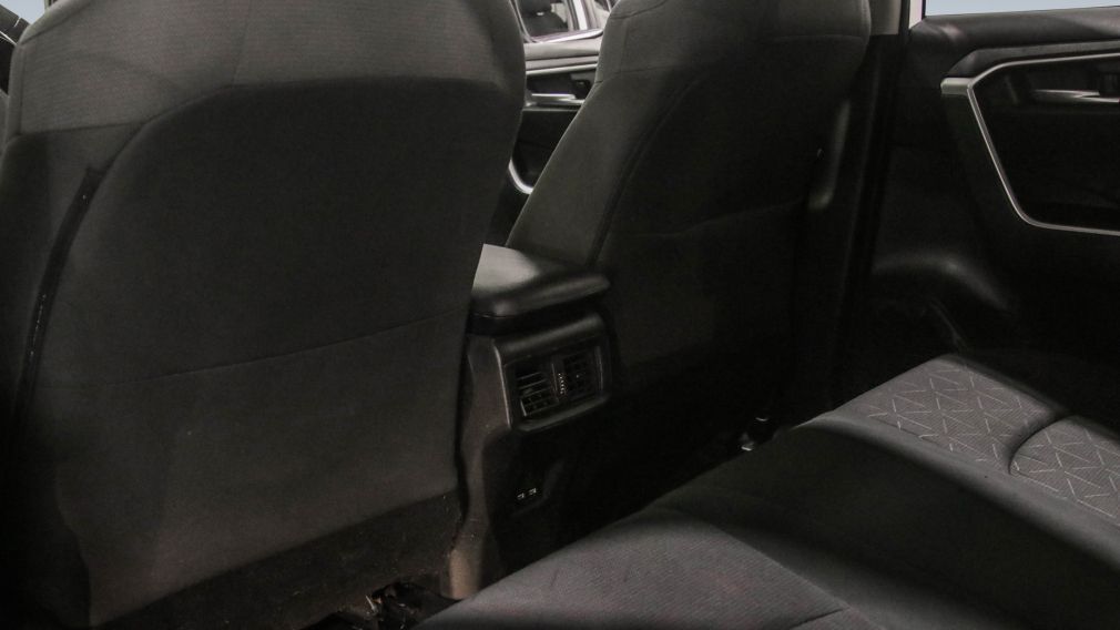 Toyota Rav 4 XLE 2021 d&rsquo;occasion à vendre - 20