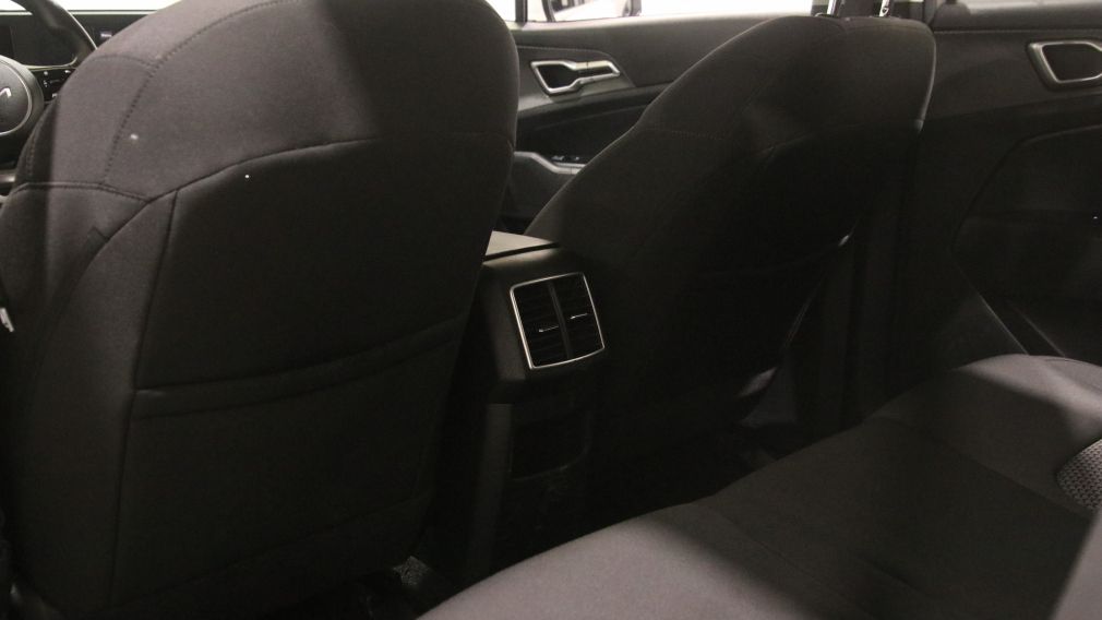 Kia Sportage LX 2023 d&rsquo;occasion à vendre - 21