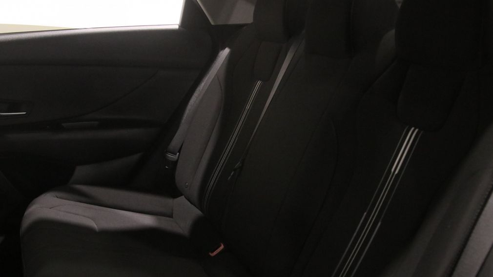 Hyundai Elantra Preferred 2023 d&rsquo;occasion à vendre - 23