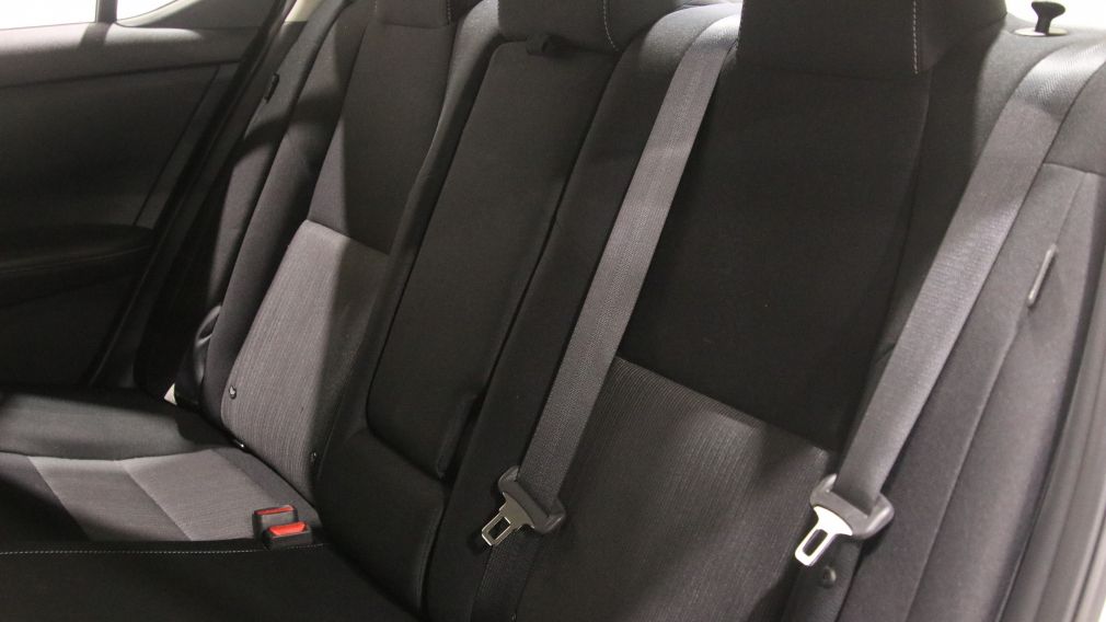 Nissan Sentra SV 2021 d&rsquo;occasion à vendre - 22