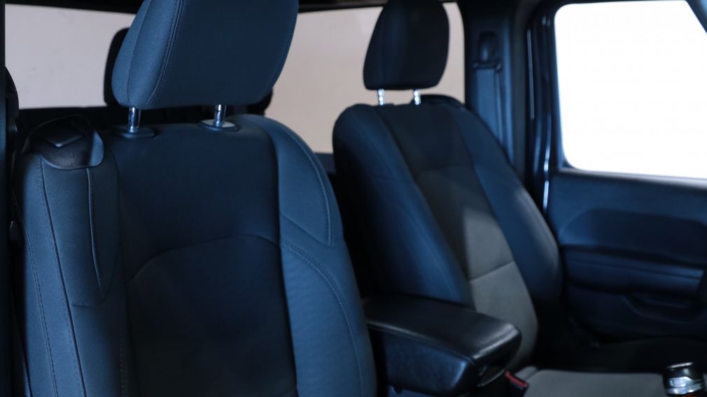 Jeep Wrangler Sport 2019 d&rsquo;occasion à vendre - 14