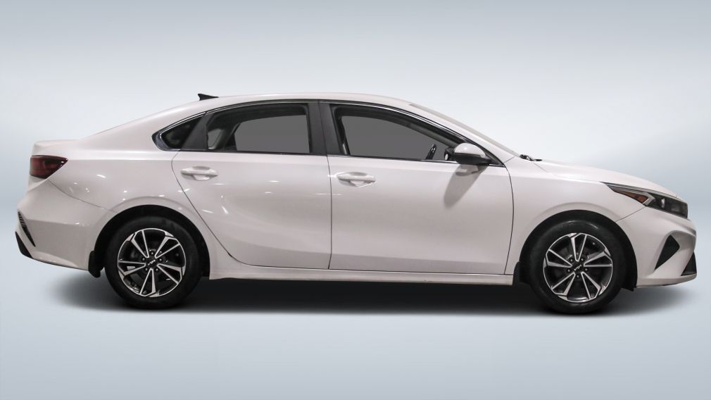 Kia Forte EX 2022 d&rsquo;occasion à vendre - 8